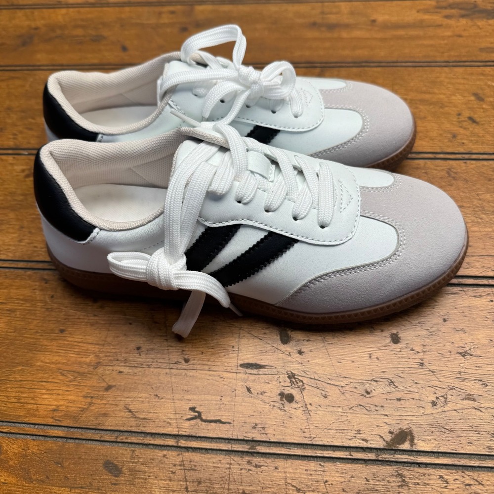 White and Grey Suede Casual Sneakers Euro Size 36‎